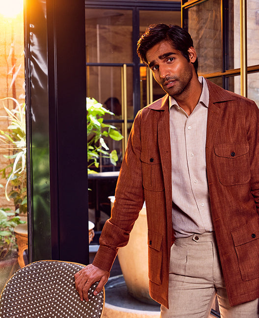 Accessorizing Your Luxury Shirt for the Perfect Evening: Tips and Tricks