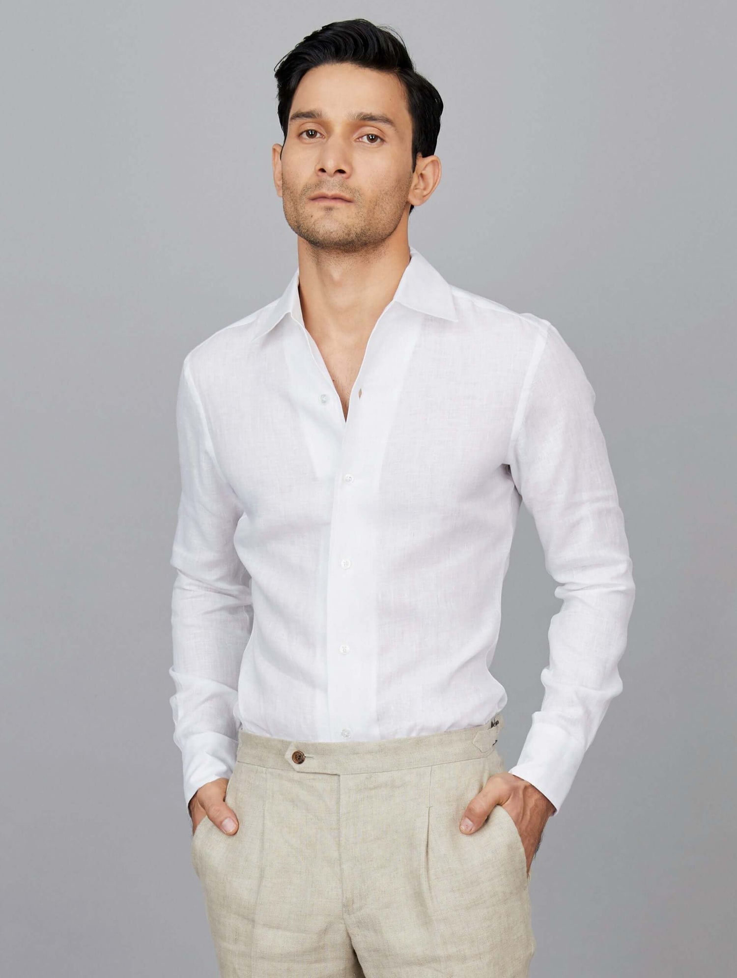 Linen Shirt with One-Piece Cutaway Collar