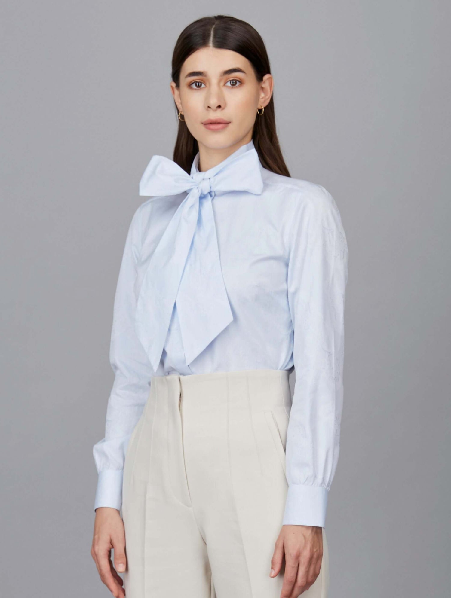 Small Bow Shirt in Blue