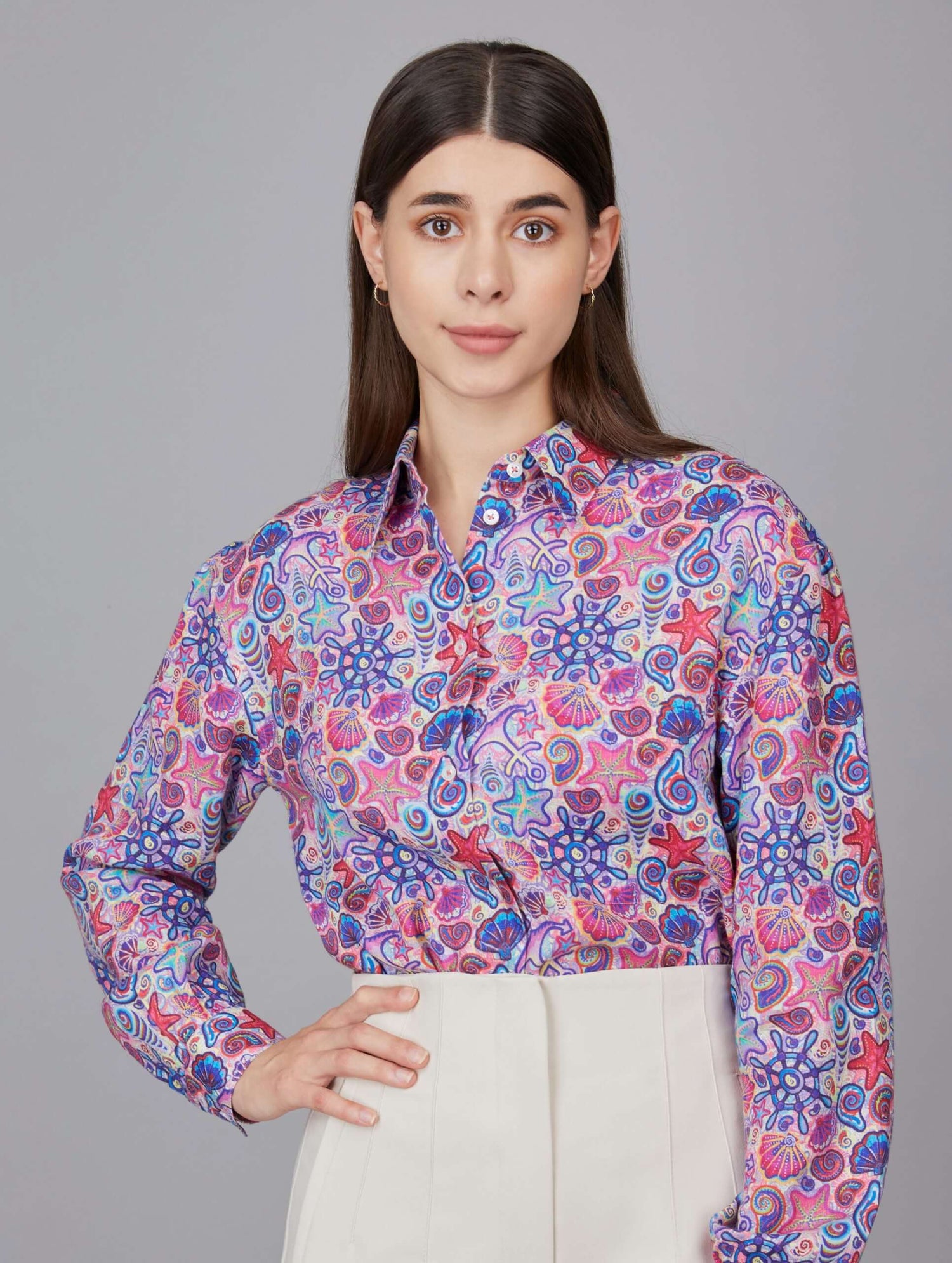 Square-Cut Loose Shirt