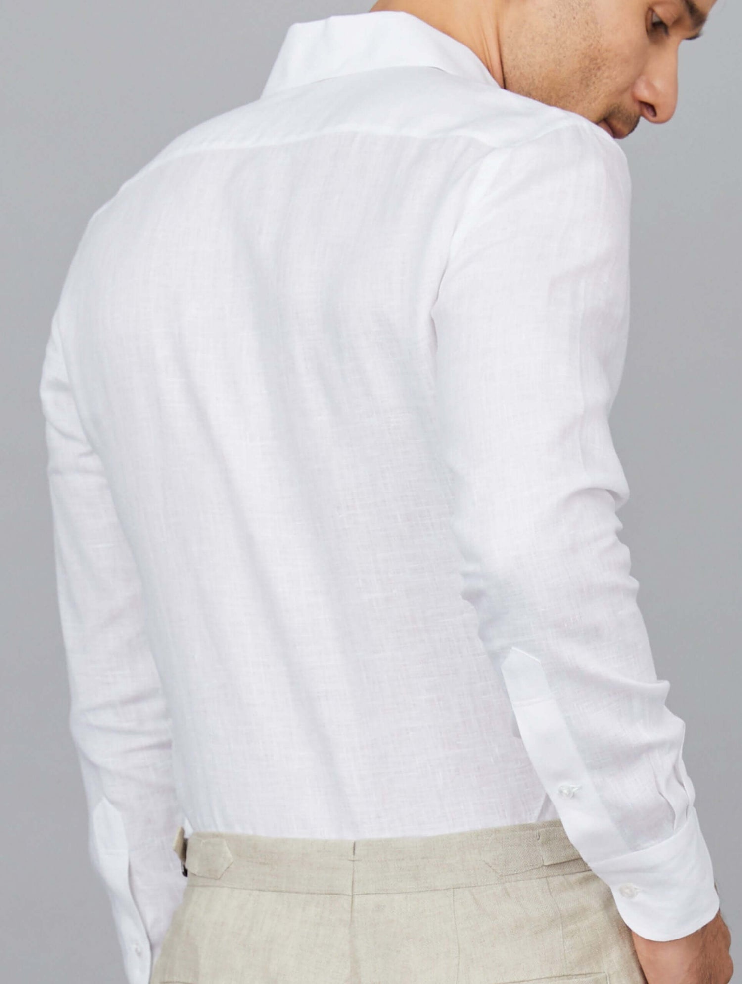 Linen Shirt with One-Piece Cutaway Collar