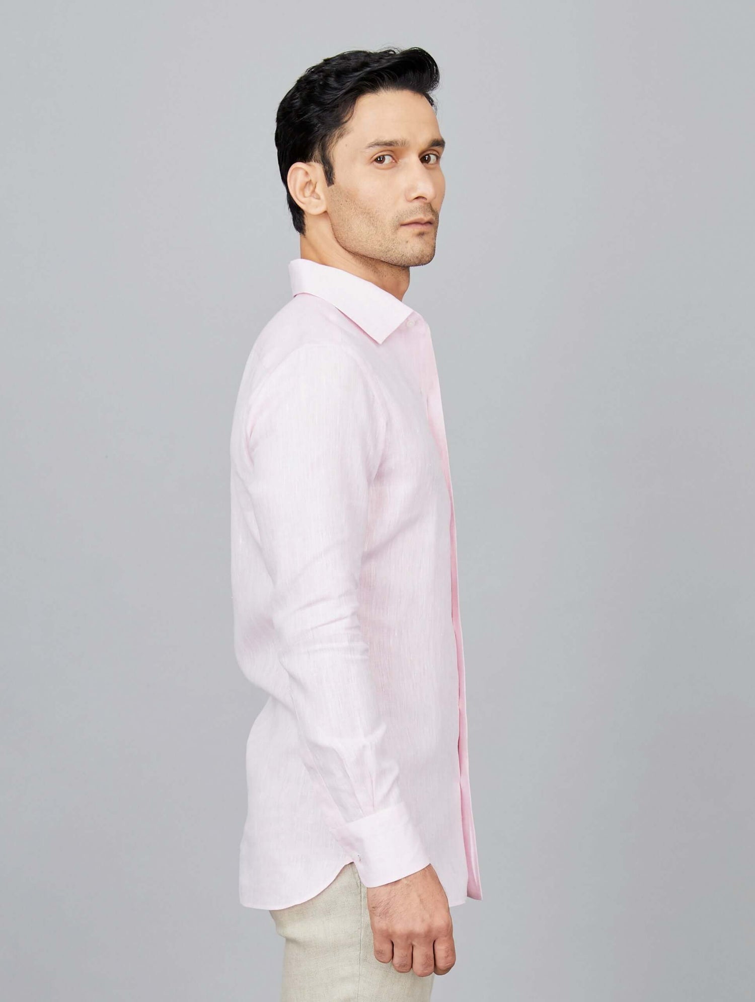 Linen Shirt with One-Piece Cutaway Collar