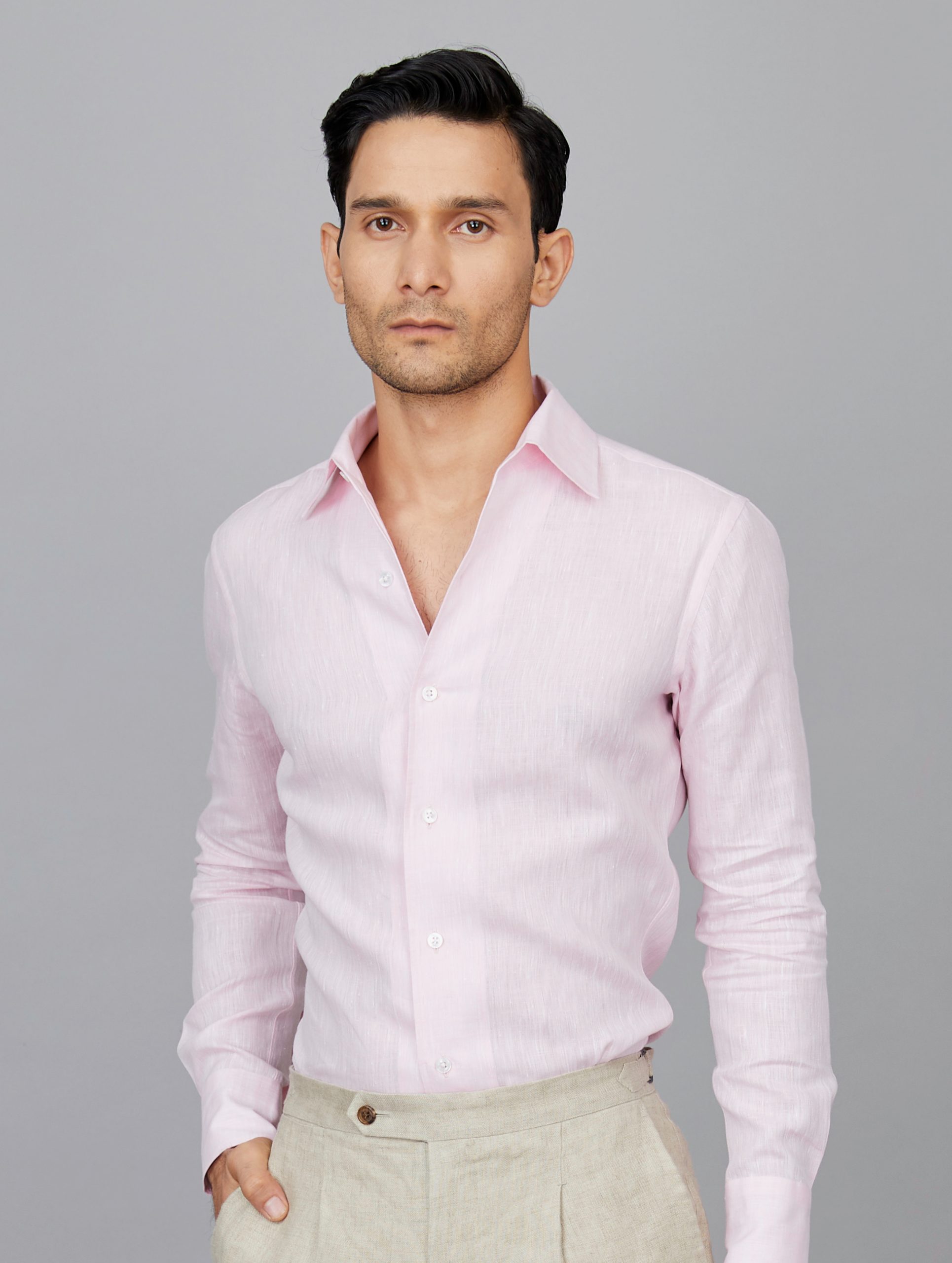 Linen Shirt with One-Piece Cutaway Collar in Pink